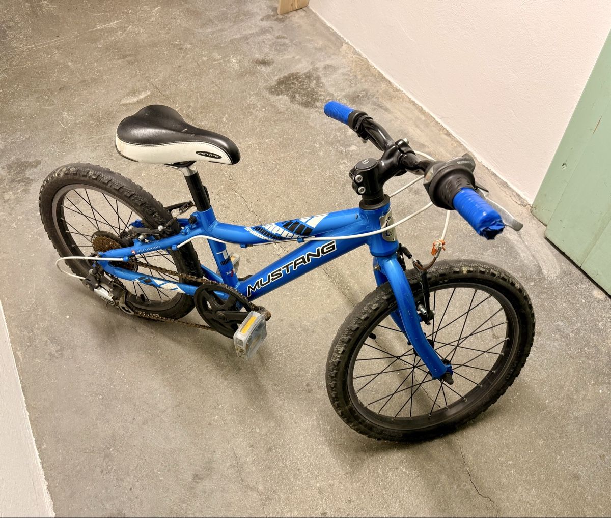 Velos: Kindervelo blau 18 Zoll – Gebraucht aus Biel/Bienne von do__q8td 2