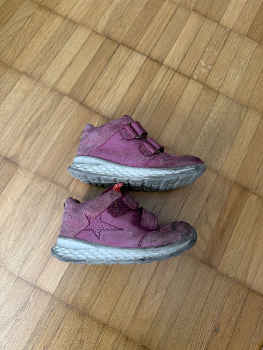 Superfit Scarpe per ragazzi: Halbschuhe superfit Gr 23 – Usato da Mönchaltorf venduto da Angel789 1