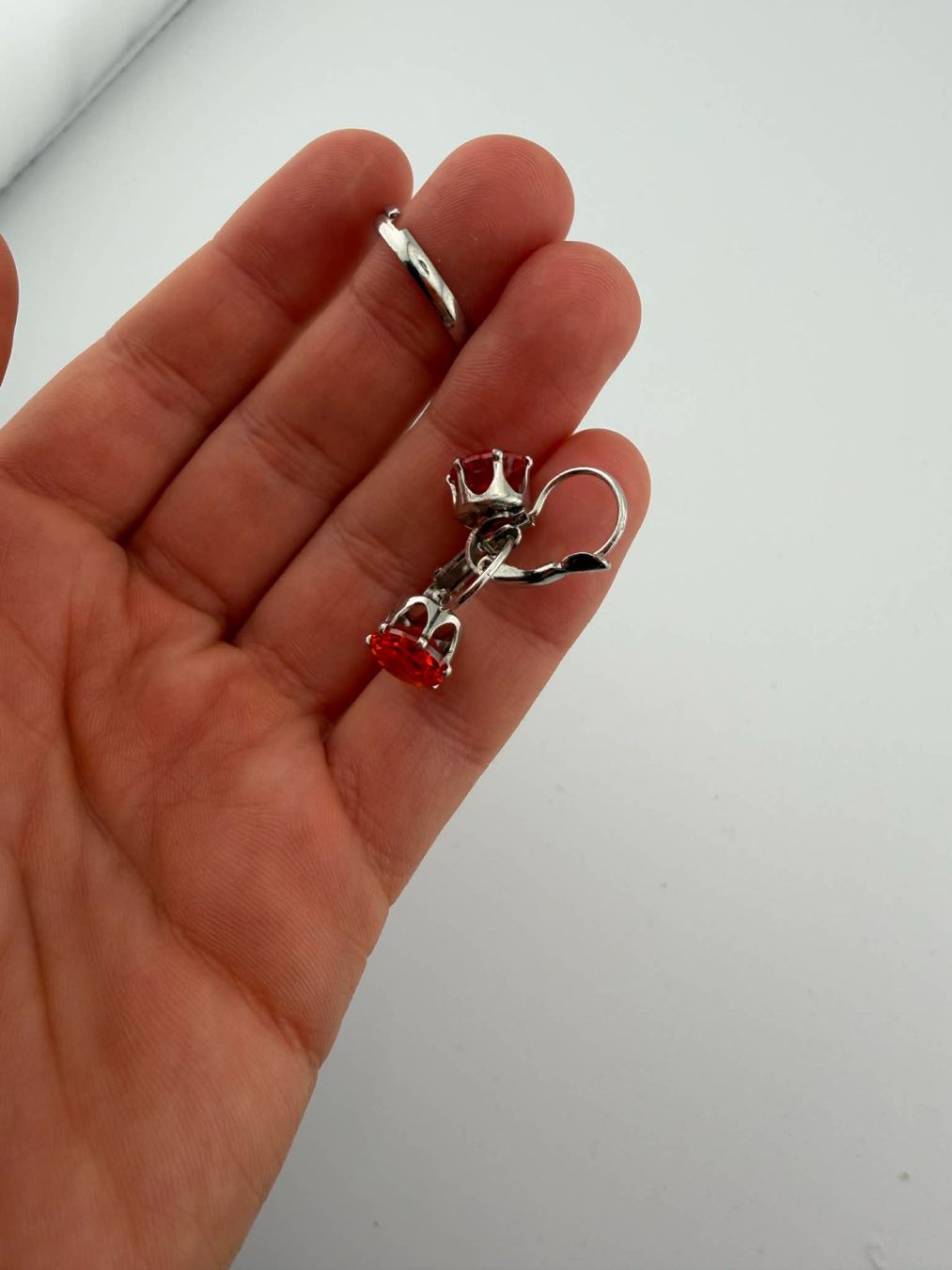 Autres bijoux: Roter Schmuck-Set: Ring und Ohrringe🌸 – D'occasion à Riehen par edu_92w7 2