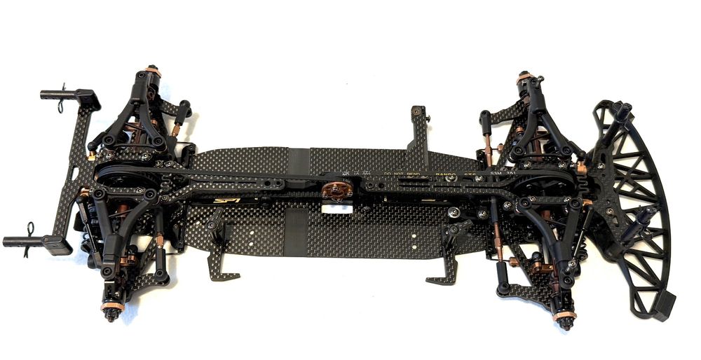 RC Kits de montage: RC MAKER SP1 4x4 1/10 Édition Carbone – D'occasion à Yverdon-les-Bains par Fijo-rc 2