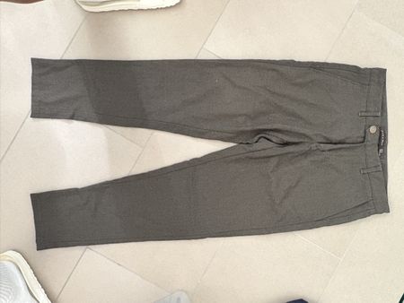 Zara Hosen 36 Olivgrün