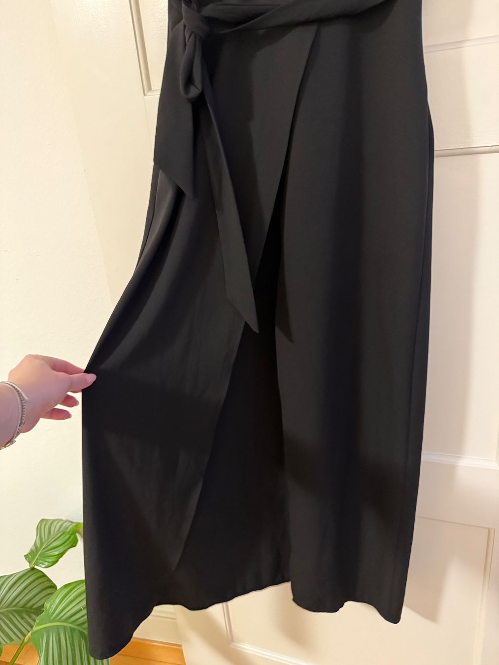 Vestiti: Elegant Black Wrap Dress - Size M – Nuovo (secondo la descrizione) da Zürich venduto da aar_9mtz 7