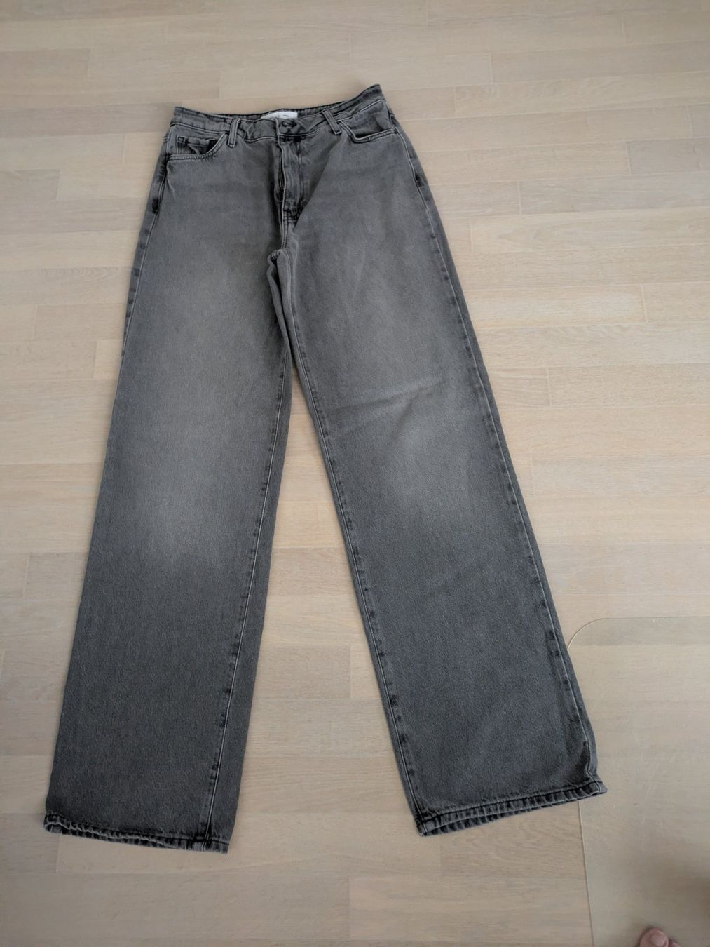 Jeans: Jeans Even&Odd Tall Gr. 40 schwarz hell – D'occasion à Muttenz par Koalabaer02