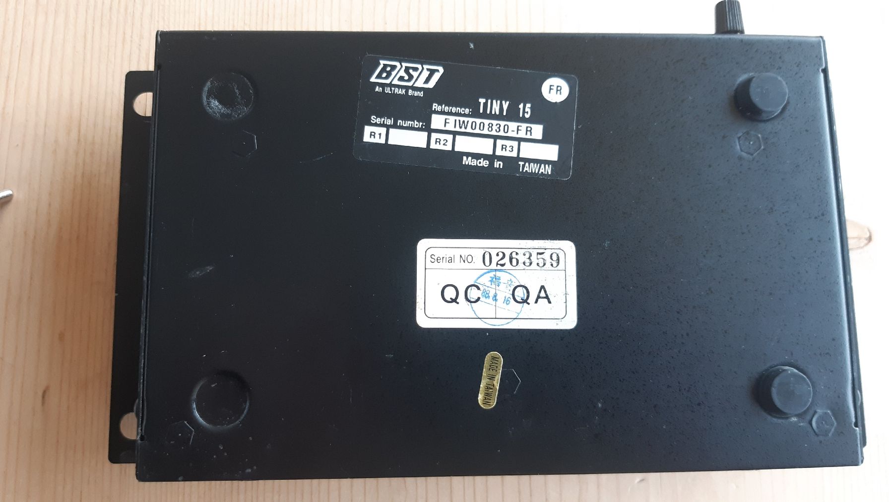Console di mixaggio: BST Tiny 15 Kompakter DJ-Mixer - Mischpult, DJ – Usato da Oey venduto da Parkplatzbrocki 4