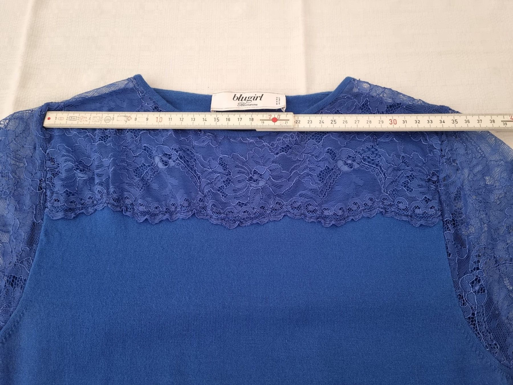 T-shirt: Wunderschönes "Bluegirl" Strickshirt mit Spitzen - Gr. S – Usato da Schneisingen venduto da backstore24 4