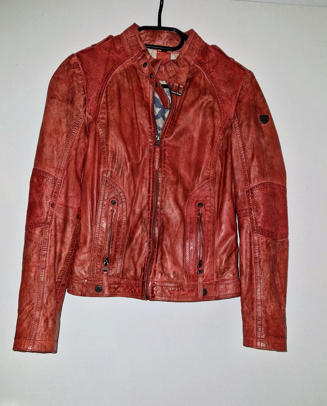 Giacche: Veste en cuir Gipsy – Nuovo (secondo la descrizione) da PORRENTRUY venduto da tin_ff6p