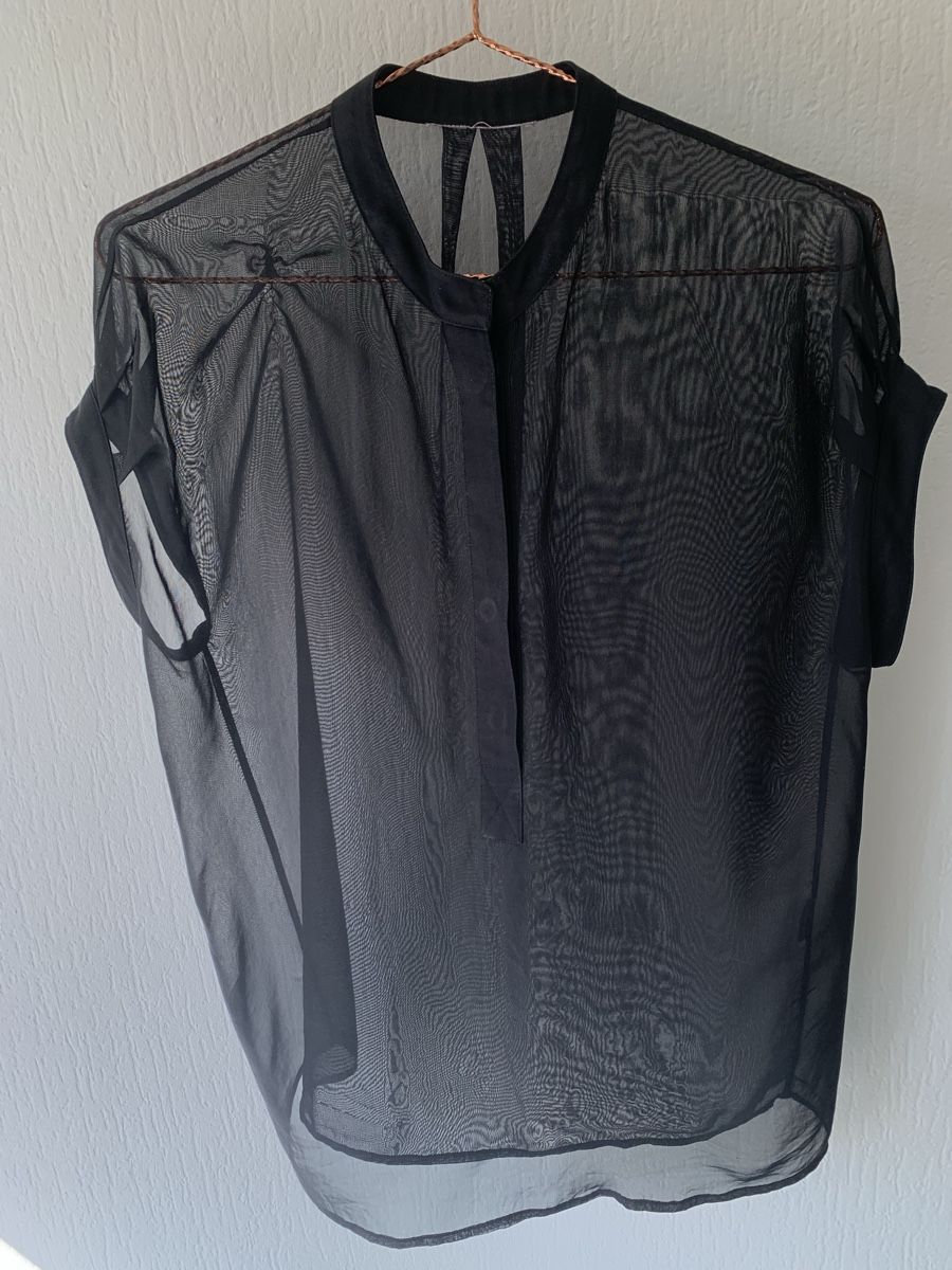 Chemisiers: Chemise noire transparente taille S – D'occasion à Lausanne par Xiaoxi 3