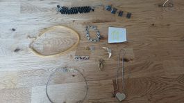 Lot Modeschmuck 