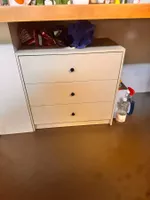 Kleine Ikea Kommode zu verschenken