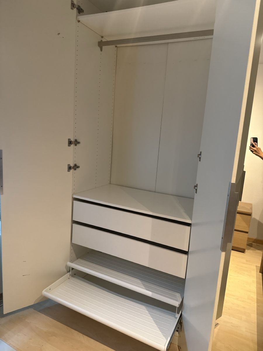 Ikea Armadi: Schrank Ikea  – Usato da Dübendorf venduto da nayibetha 3