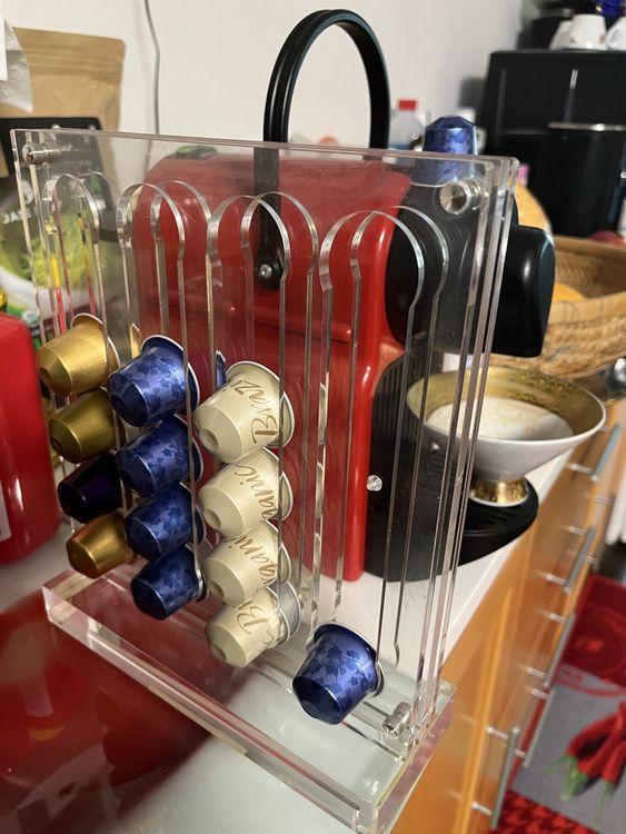 Nespresso Kaffeemaschine Marke Krups mit Kaffeekapselhalter | Kaufen ...