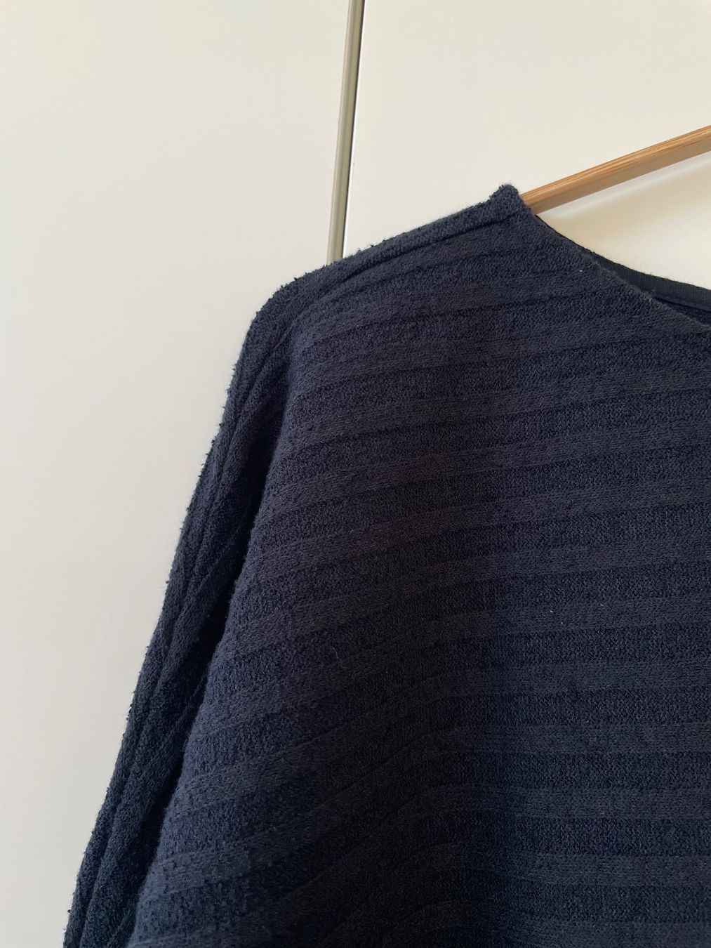 Opus Maglioni & Felpe: OPUS Pullover Feinstrick Dunkelblau, lockerer Schnitt, Gr. M – Usato da Neukirch an der Thur venduto da bee88 2