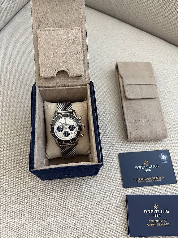 Breitling Montres: Breitling Superocean Heritage B01 Chronograph 44 – D'occasion à Lachen SZ par dar_hjg9 1