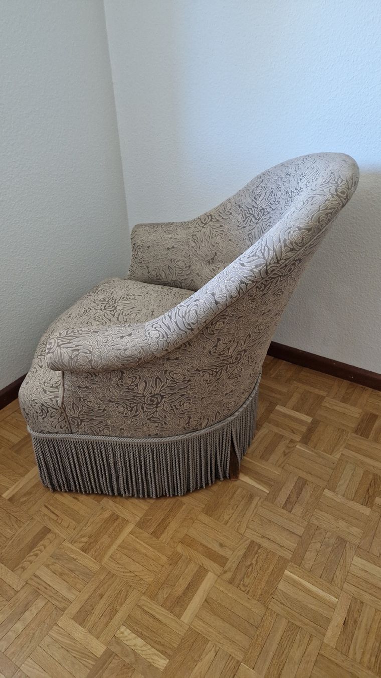 Poltrone: Fauteuil crapaud complètement refait à neuf – Nuovo (secondo la descrizione) da Bôle venduto da cyr_d8kz 2