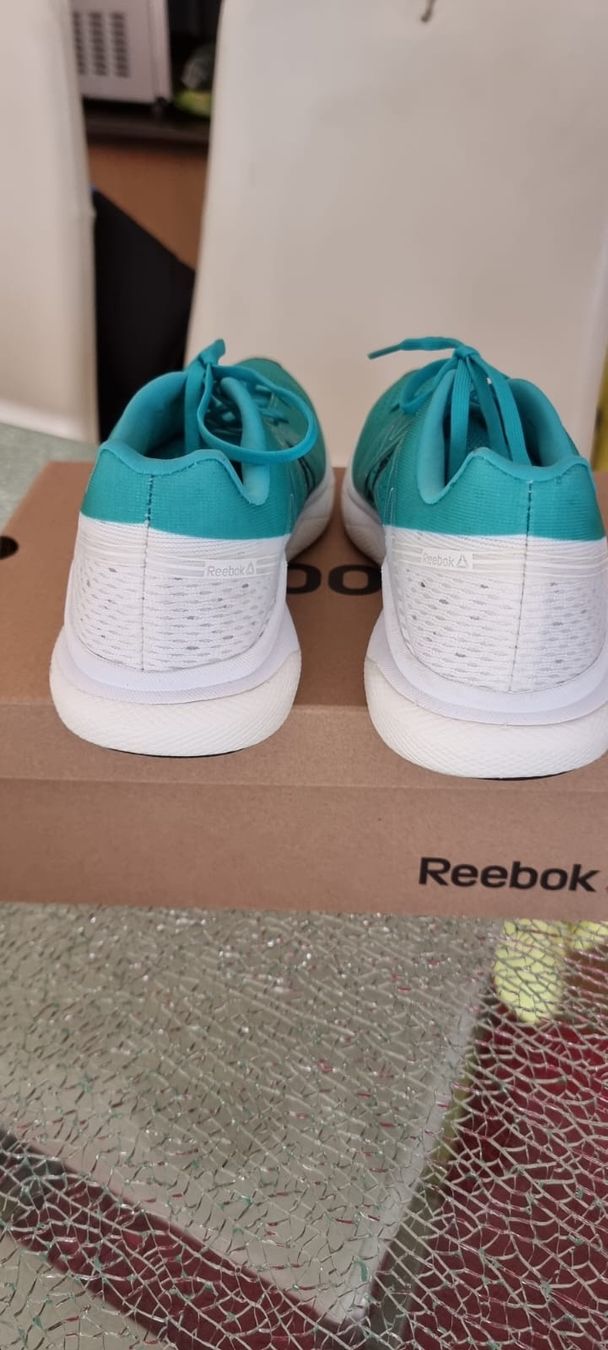 Reebok Scarpe da donna: Reebok Gr. 37.5 – Nuovo e nell'imballaggio originale da Luzern venduto da Edii025 4