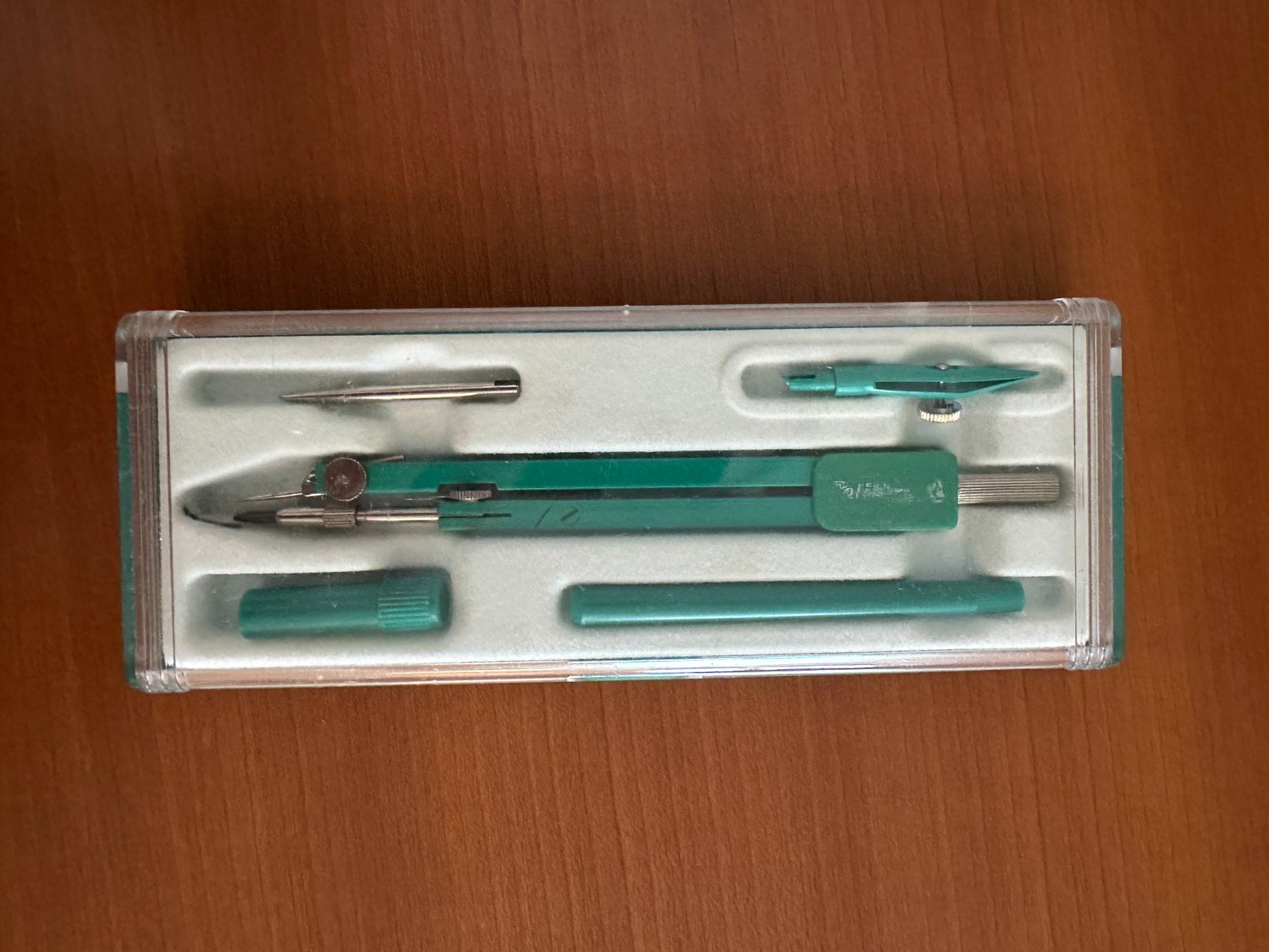 Compas: Zirkel Set von Pelikan – D'occasion à Urdorf par Erika666