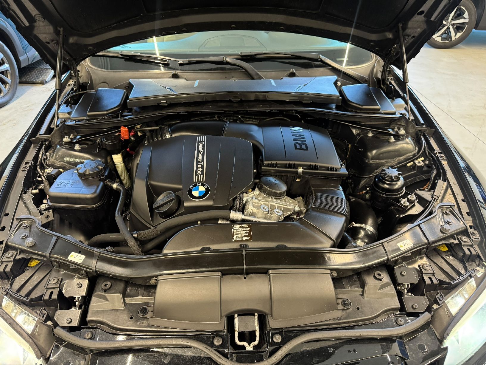 BMW Autos: BMW 335i E93 MFK: 04.09.2026 – Gebraucht aus Spreitenbach von iem_5rf2 6