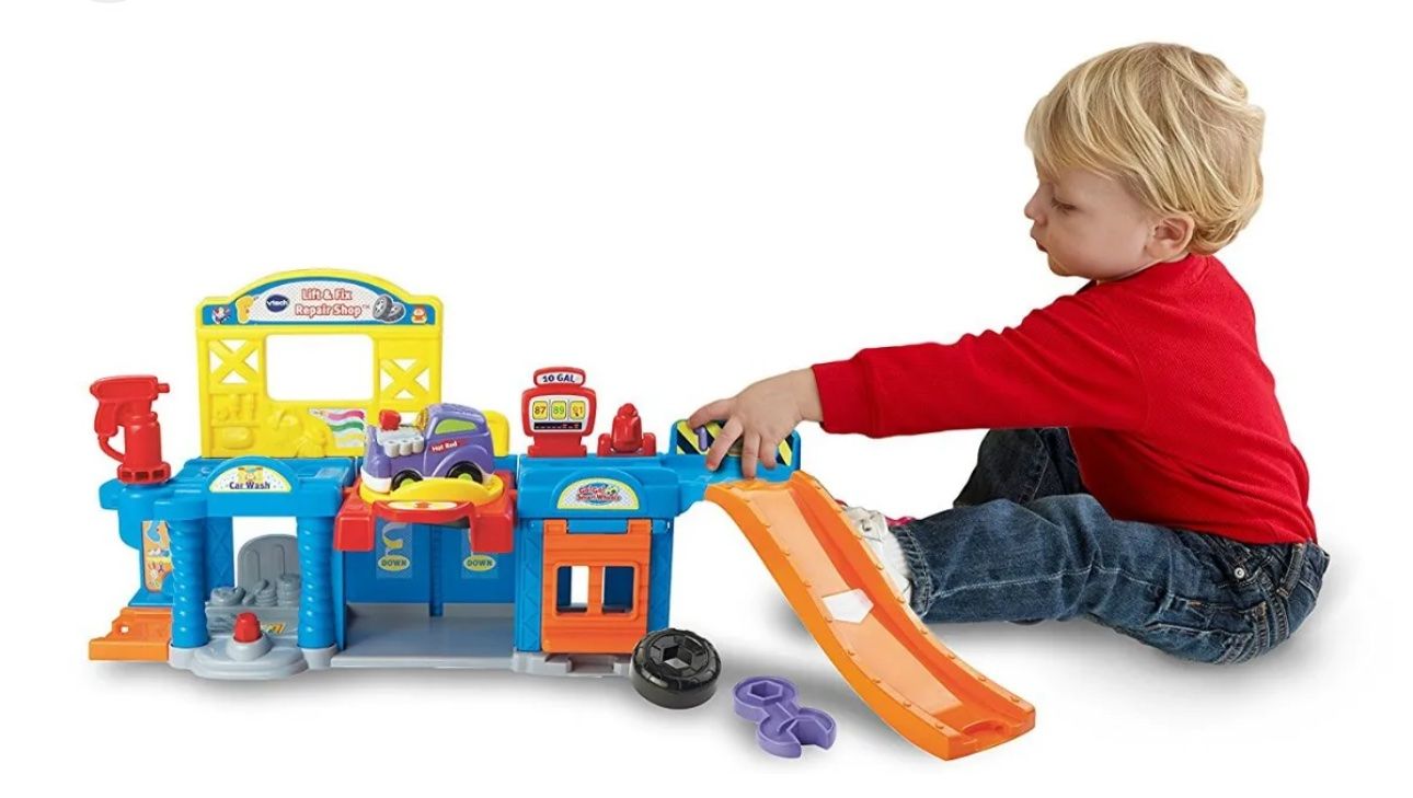 Vtech Giocattoli: Set VTech Tip Tap Garage mit Autos, Top Zustand – Usato da Burgdorf venduto da ssv_9t9f 1
