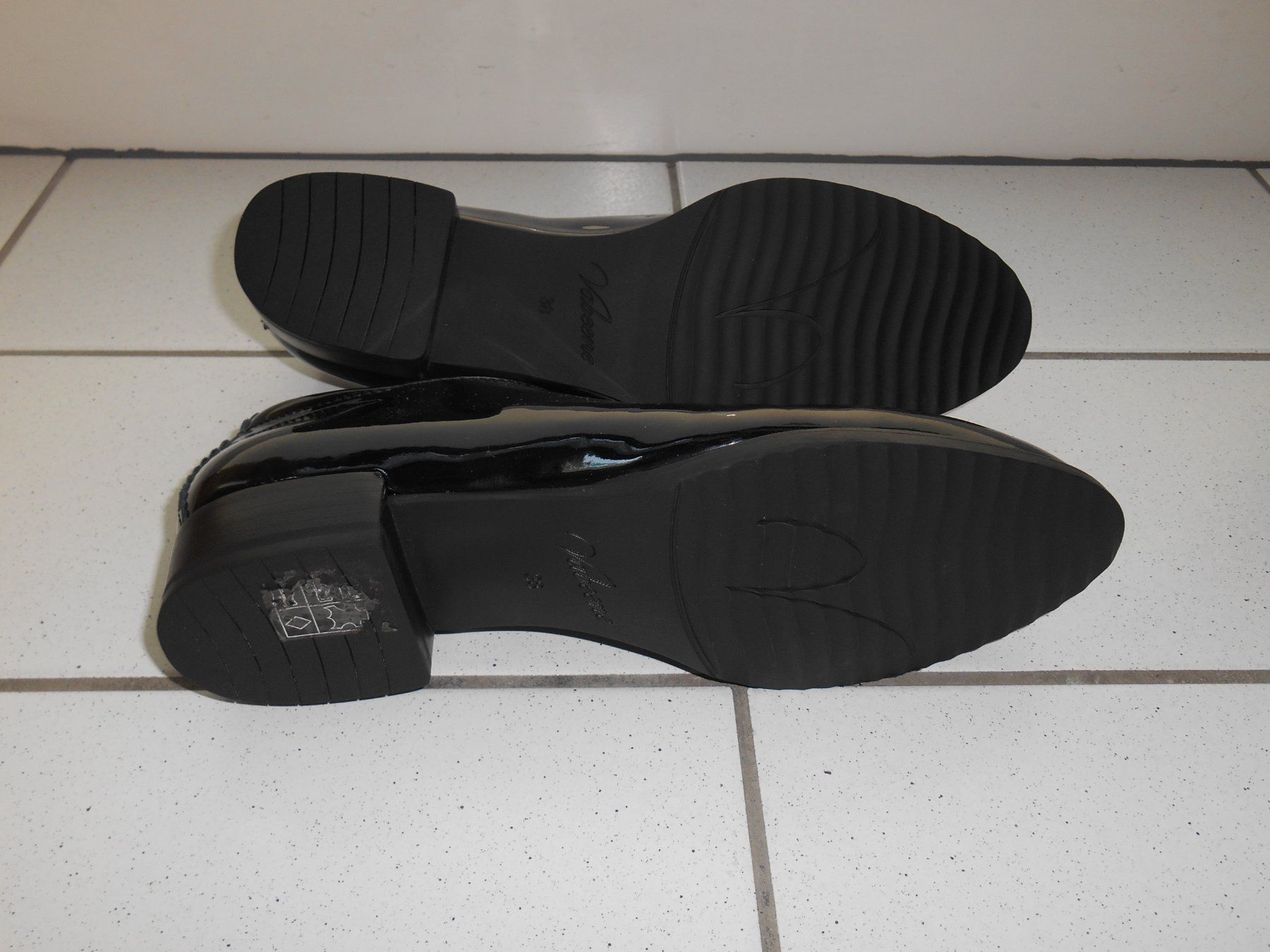 Vabeene Scarpe da donna: Vabeene Damenschuh schwarz Grösse 38 – Usato da Basel venduto da chien008 5