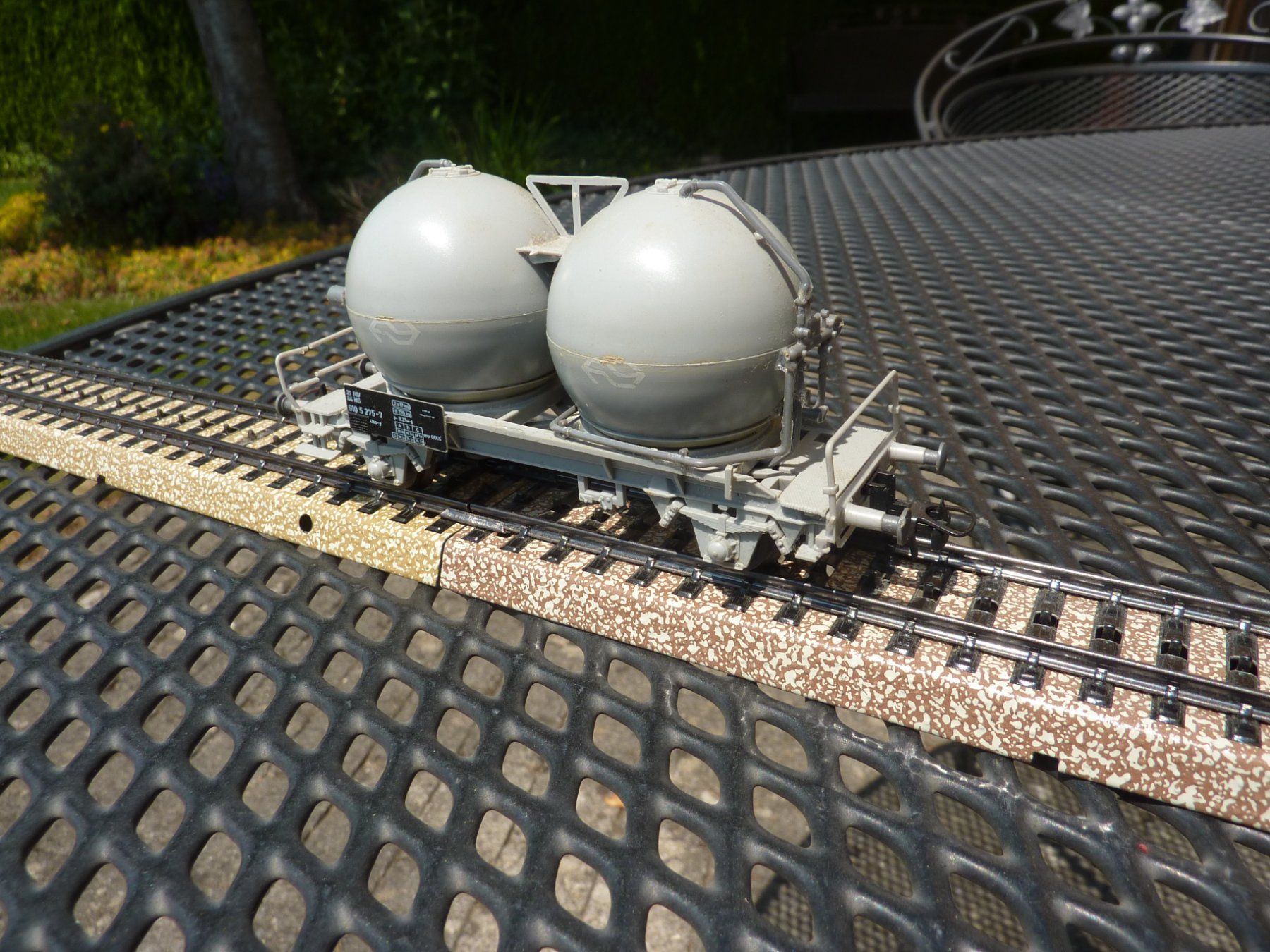 Modellini di ferrovie: Tankwagen HO – Usato da Gelfingen venduto da btrottmann