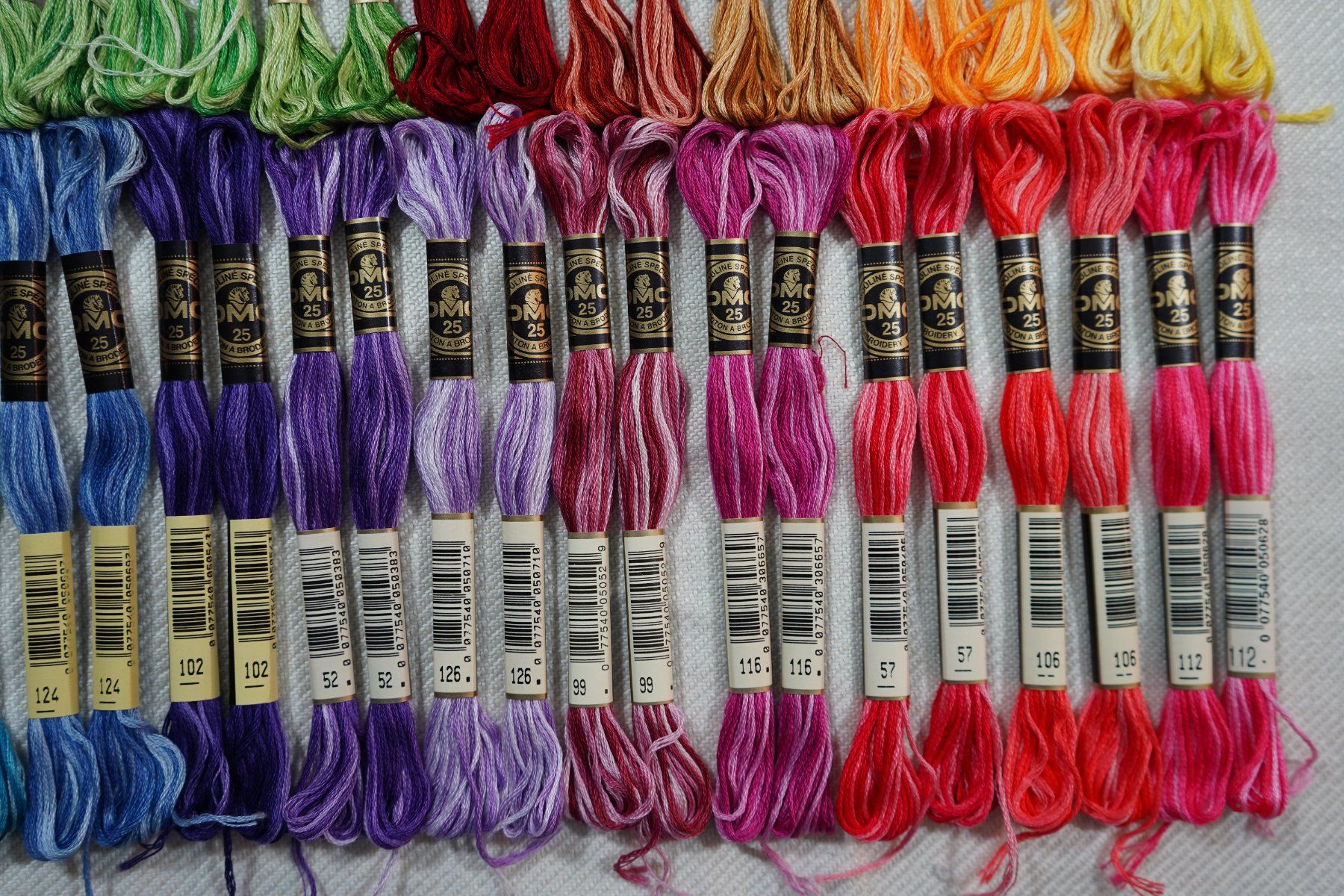 Cordicelle & Fili: 44 DMC Mouliné Spécial Multicolor Art 117 - LOSB4 – Nuovo e nell'imballaggio originale da Mels venduto da DACRI 6
