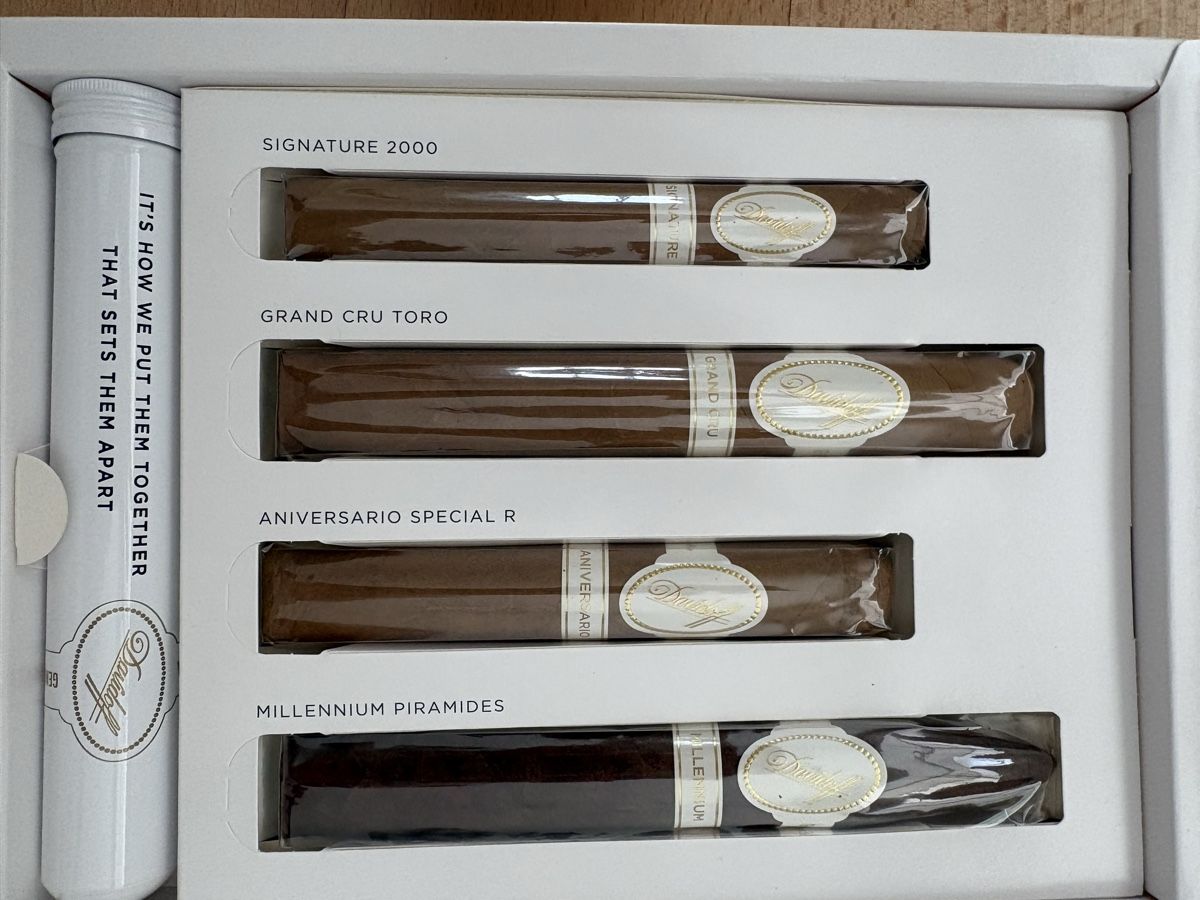 Davidoff Sigari: Davidoff Cigarren Set "The Difference" 4er Box NEU – Nuovo (secondo la descrizione) da Zürich venduto da Orionos