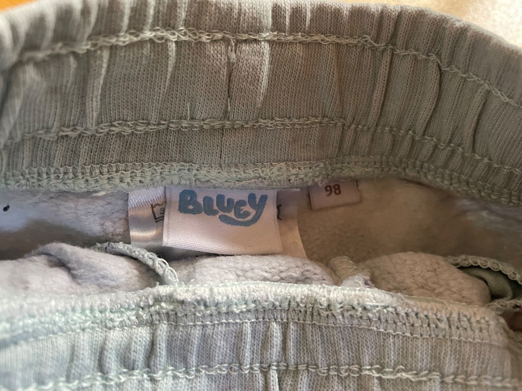 Pantaloni: Trainerhose Gr 98, Bluey – Usato da Hüntwangen venduto da fra_7nd2 2