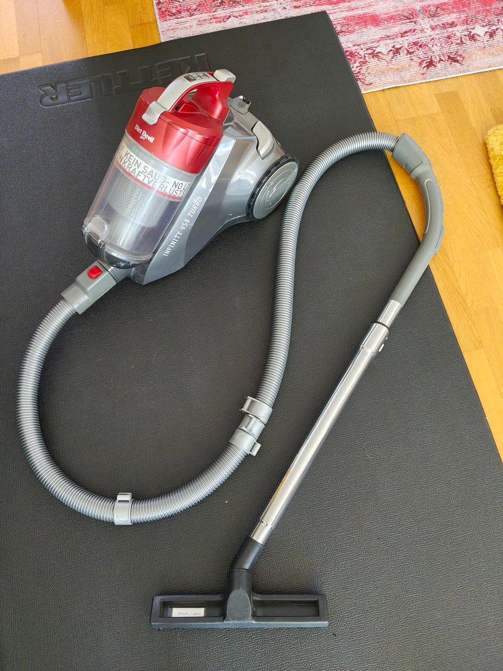 Aspirapolveri & Accessori: Dirt Devil Infinity VS8 Turbo Loop Staubsauger mit Zubehör – Usato da Basel venduto da jos_2z5q 2