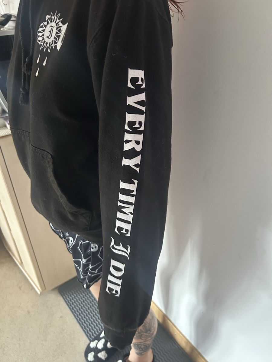 Pulls & Sweat-shirts: Everytime i die Hoodie – D'occasion à Wolfhausen par eil_jc5j 2