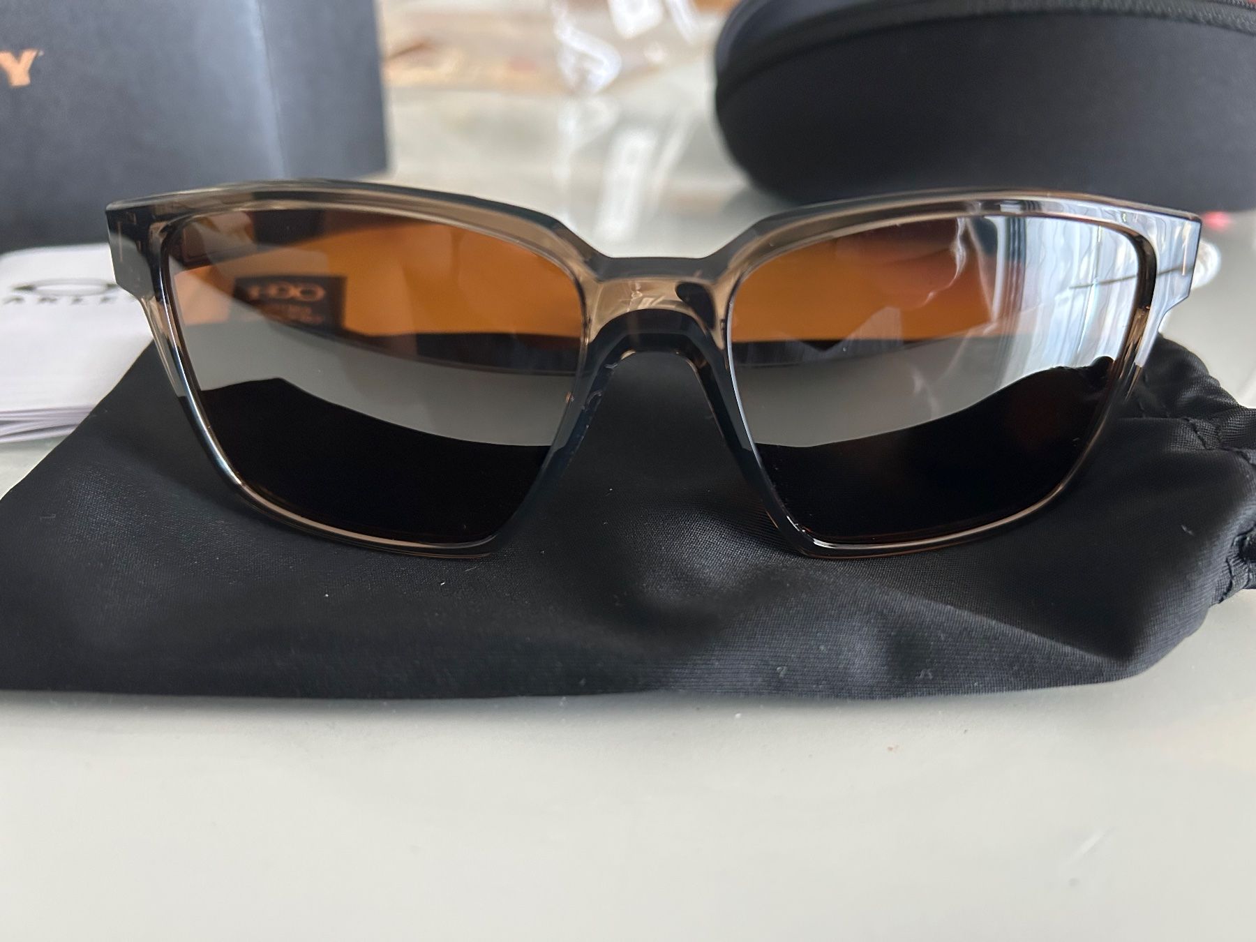 Lunettes & Verres: OAKLEY Lunettes de Soleil Actuator – Neuf avec emballage d'origine à yvonand par Gallegon 2