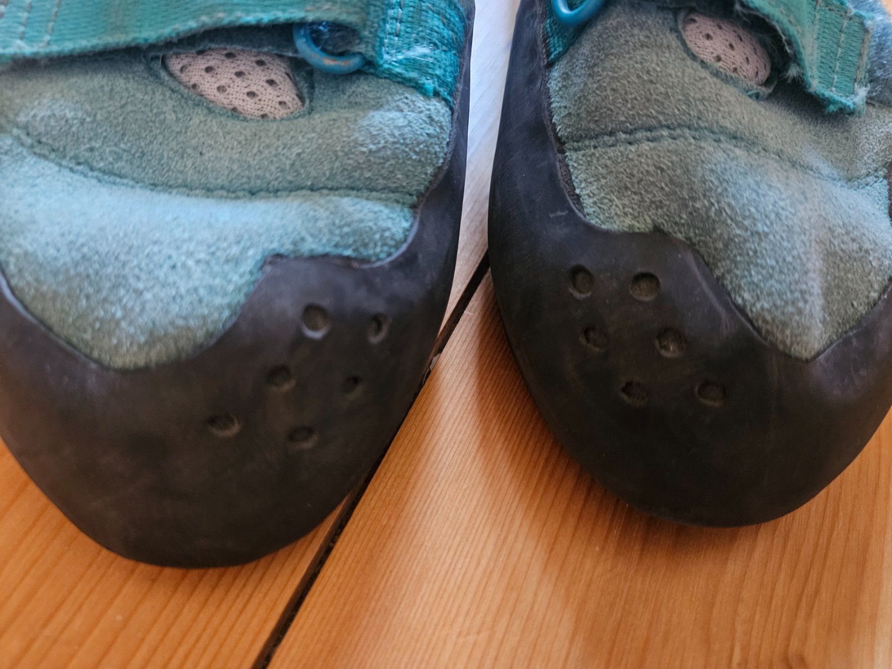 Decathlon Scarpe per ragazzi: Kinder Kletterfinken 36 simond – Usato da Rifferswil venduto da fle_5nqr 4