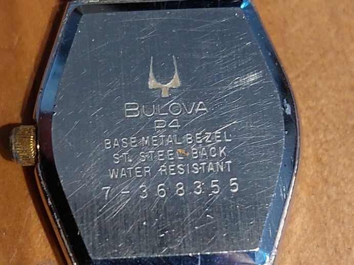 Bulova Orologi: Bulova P4 Damenuhr Quarz – Usato da Oberdiessbach venduto da wasserfreak 2