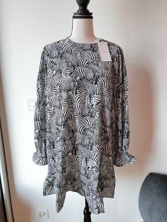 Neues Kleid M