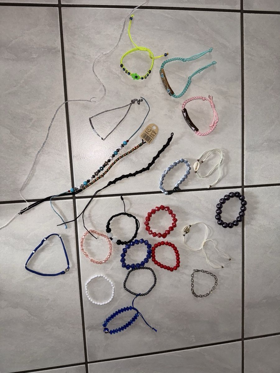 Bracciali & Braccialetti: Armbänder-Sammlung – Usato da Hergiswil NW venduto da kaufe_bei_kaufmann