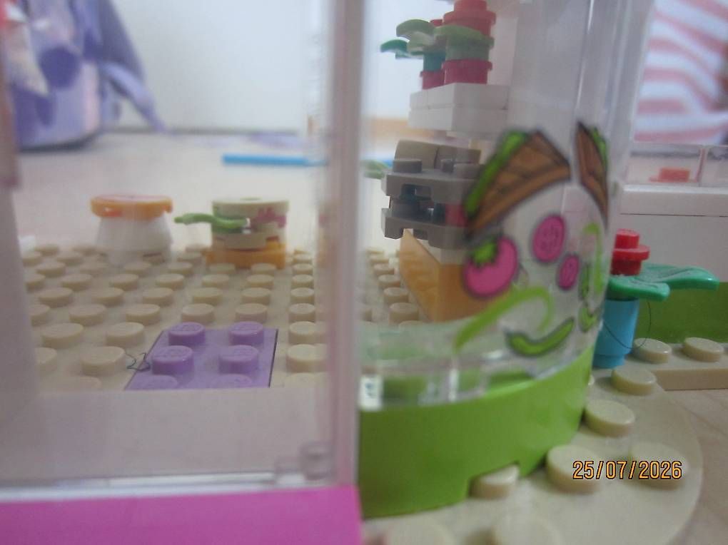 Lego Spielzeuge: Restaurant  Lego Friends – Gebraucht aus Embrach von Vza 1