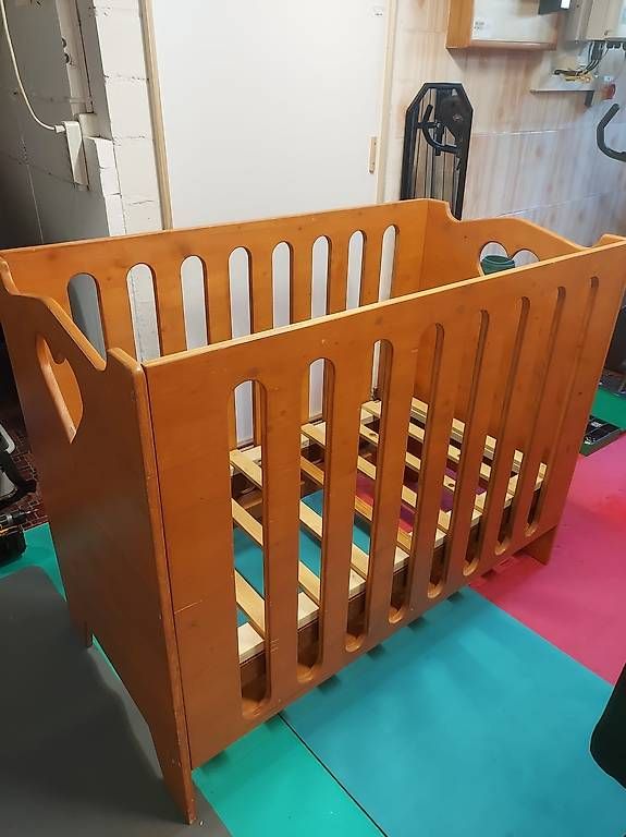 Betten: Selbstgebautes Kinderbett – Gebraucht aus Andelfingen von Cornelia. 2