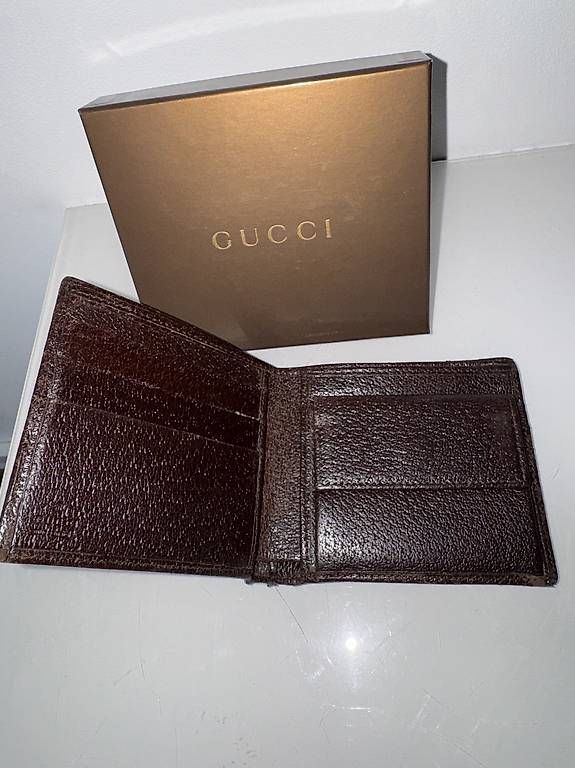 Portafogli: Authentic Gucci Wallet with Original Box – Usato da Pregassona venduto da samdl518 2