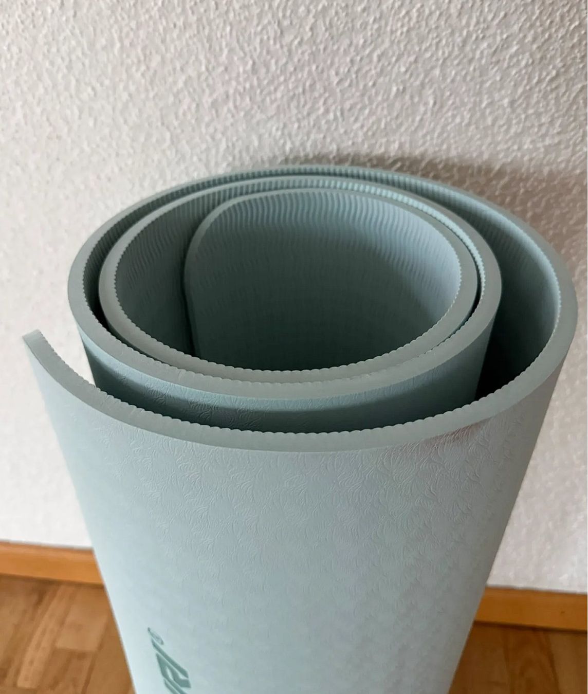 Bodenmatten: Yogamatte 8 mm – Gebraucht aus Zollikofen von dad_xs9f