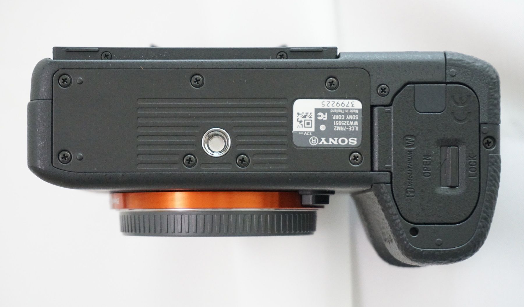 Sony Fotocamera: Son a7r II, spiegellose Systemkamera 42.4 Megapixel – Nuovo (secondo la descrizione) da St. Gallen venduto da Acer0110 3