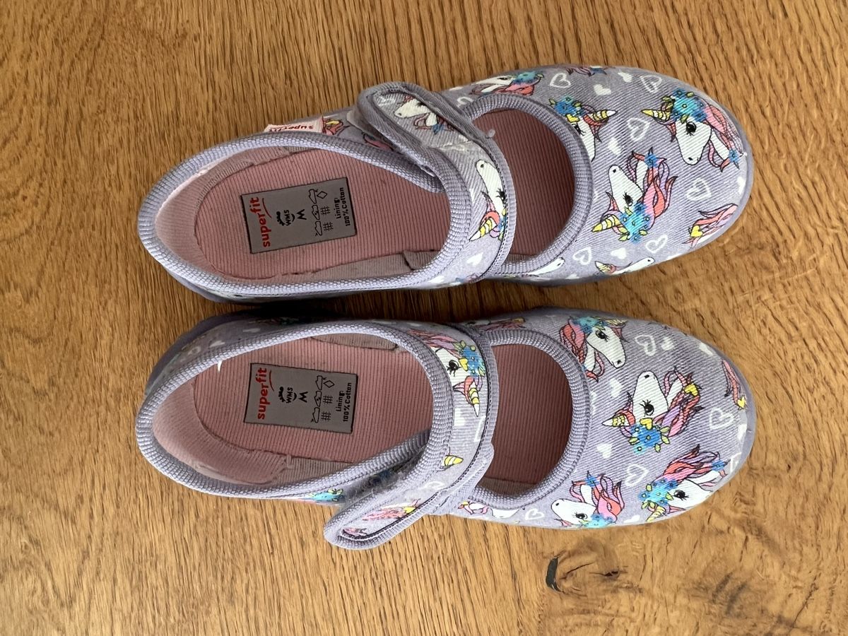 Scarpe per ragazze: Superfit Hausschuhe Einhorn, Grösse 27 – Usato da Luzern venduto da Natalie_Ily8 1