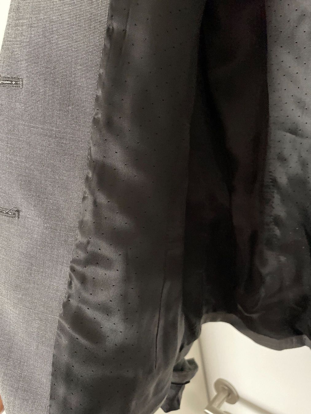 H&M Completi & Tailleur: Damenanzug anthrazit Gr. 42/44 – Nuovo (secondo la descrizione) da Wolfwil venduto da Piccola87 2