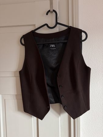 Zara Weste dunkelbraun Grösse S