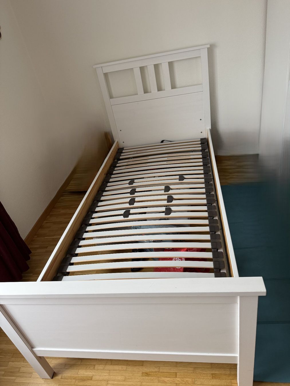 Ikea Betten: Bett IKEA Hemnes 90x200 – Gebraucht aus Frauenfeld von Hornet25