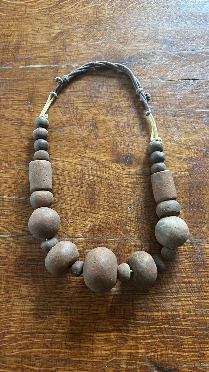 Catenine: Halskette Afrika Tonperlen – Usato da Riedholz venduto da Frettchen63