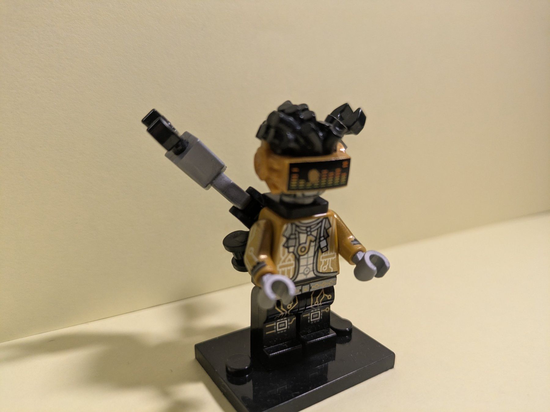 Lego Giocattoli: LEGO Figur HipHop Robot – Usato da Bubikon venduto da el-ectronico 1