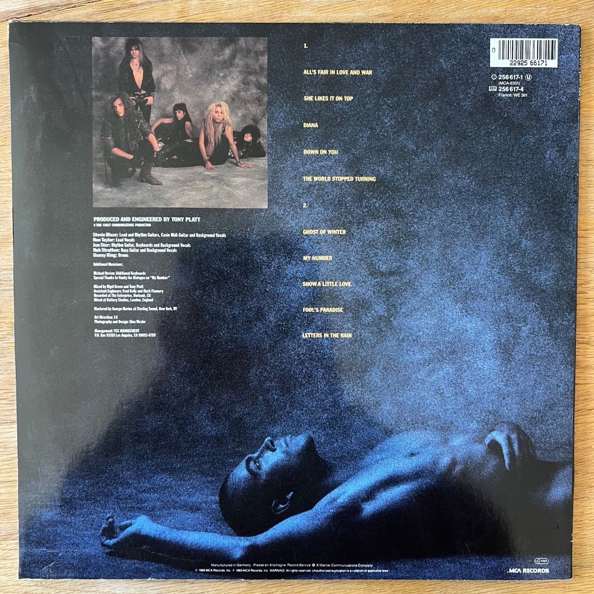 Schallplatten: Lillian Axe - Love & War / 1. D-Press. 1988 - TOP – Gebraucht aus Gais von soundcave57 1