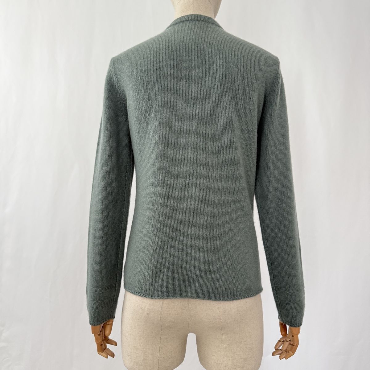 Maglioni & Felpe: Wool/Cashmere Cardigan – Nuovo (secondo la descrizione) da Freienbach venduto da Avviivva_Shop 4