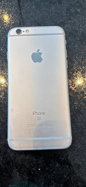 Telefoni cellulari / Smartphones: Iphone 6S 32GB – Usato da Fahrni b. Thun venduto da Joer1 1