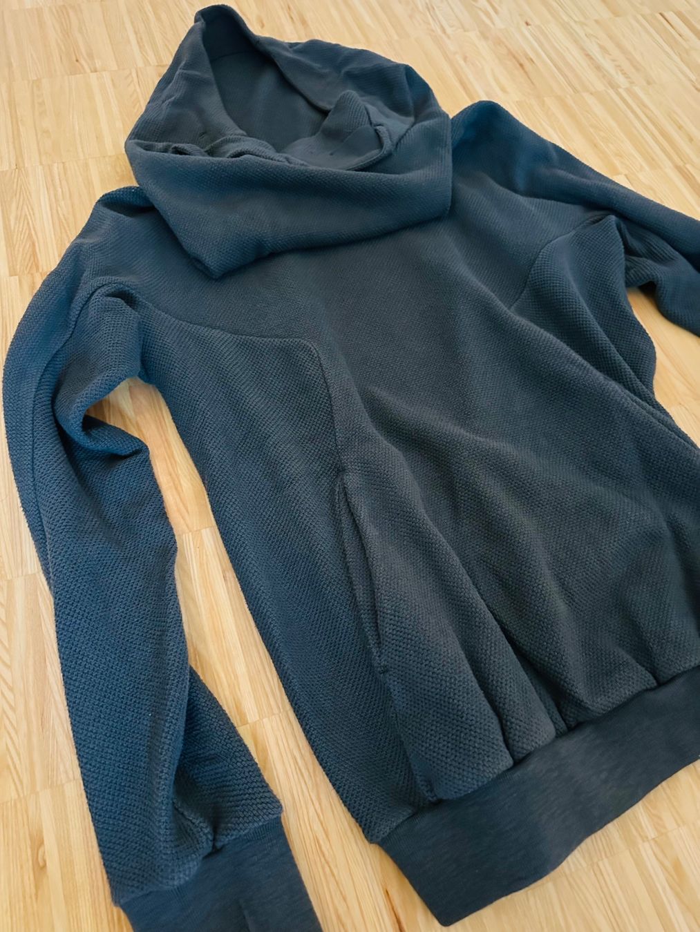 Pullover & Sweatshirts: BORIS BIDJAN SABERI Pullover Hoodie  XL – Neu (gemäss Beschreibung) aus Zürich von VR2528 9