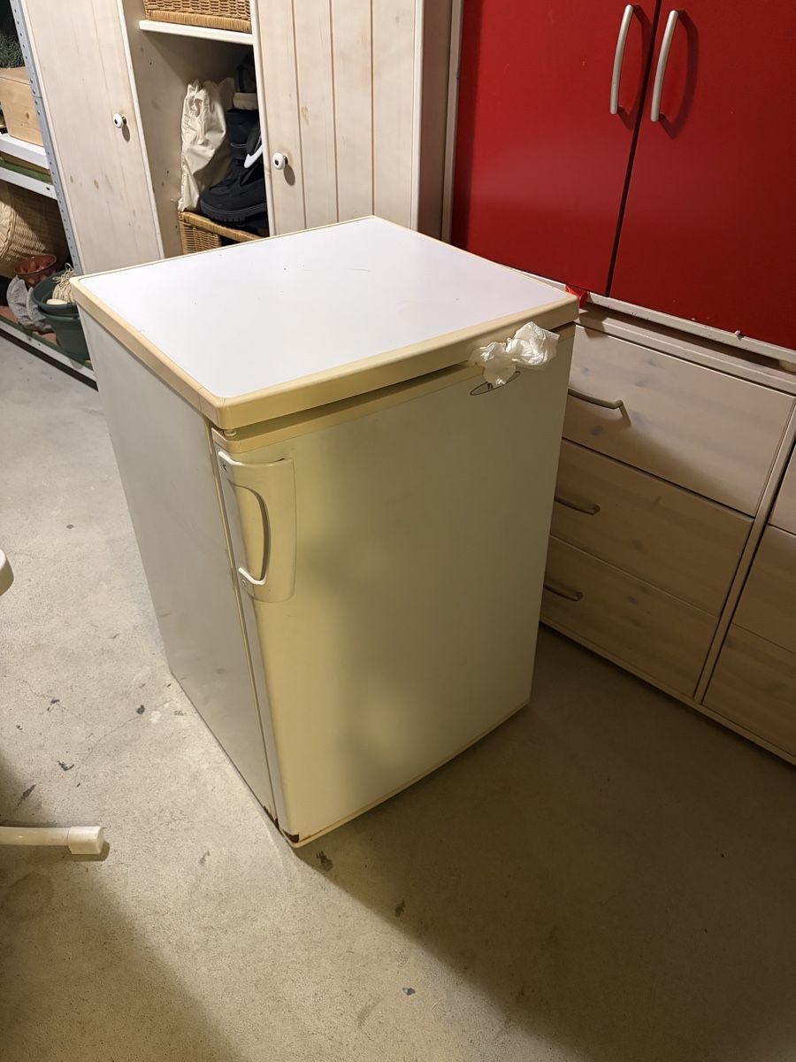 Réfrigérateurs: Kleiner Kühlschrank – D'occasion à Zürich par Nik_dts7